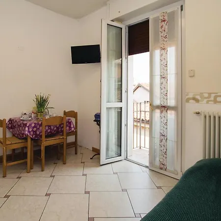 Appartement One-bedroom Vr 0 03